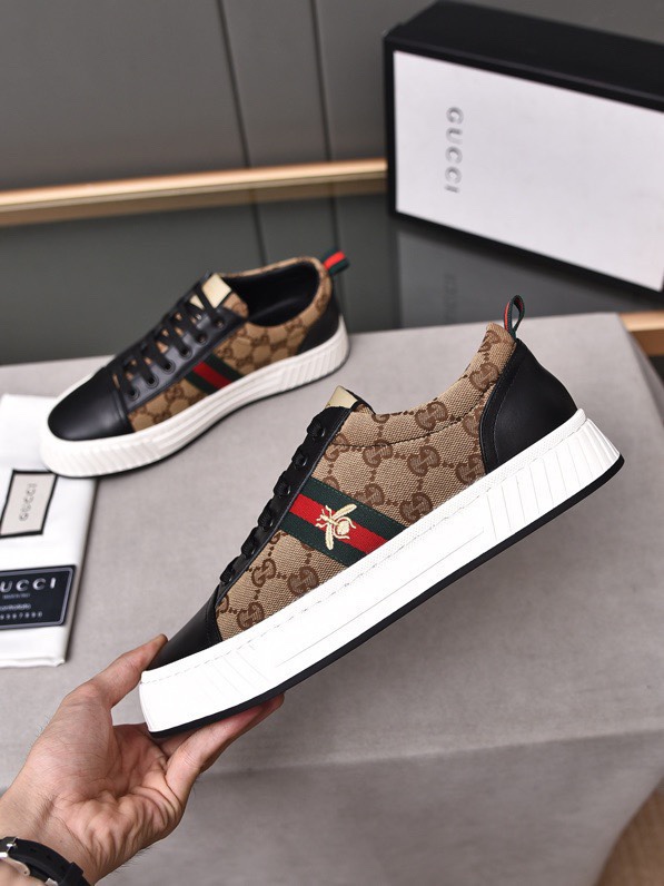 Gucci Sneakers